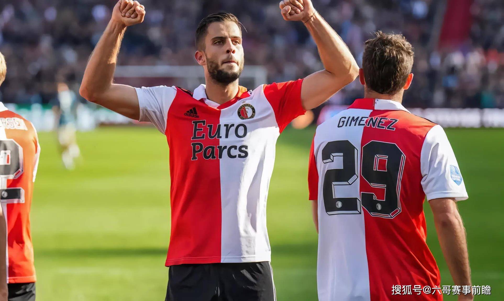 爱游戏体育-关于今晚荷甲焦点战，上海海港完成体检，气氛紧张，医务组通报恢复的信息