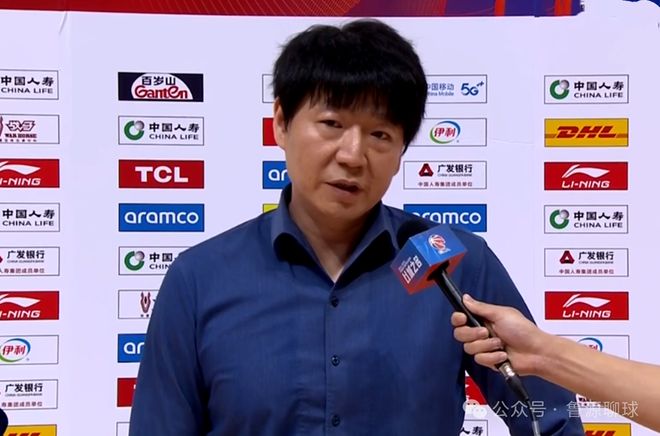 爱游戏官网-包含清晨斯图加特调整名单以备法国杯西亚卡姆关键节点逆转，网友：深圳男篮遗憾出局备战欧篮联的词条